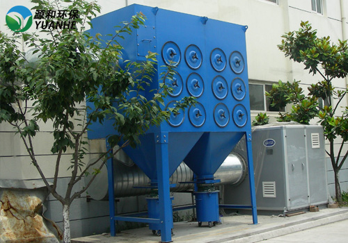 濾筒除塵機(jī) 濾筒除塵機(jī)